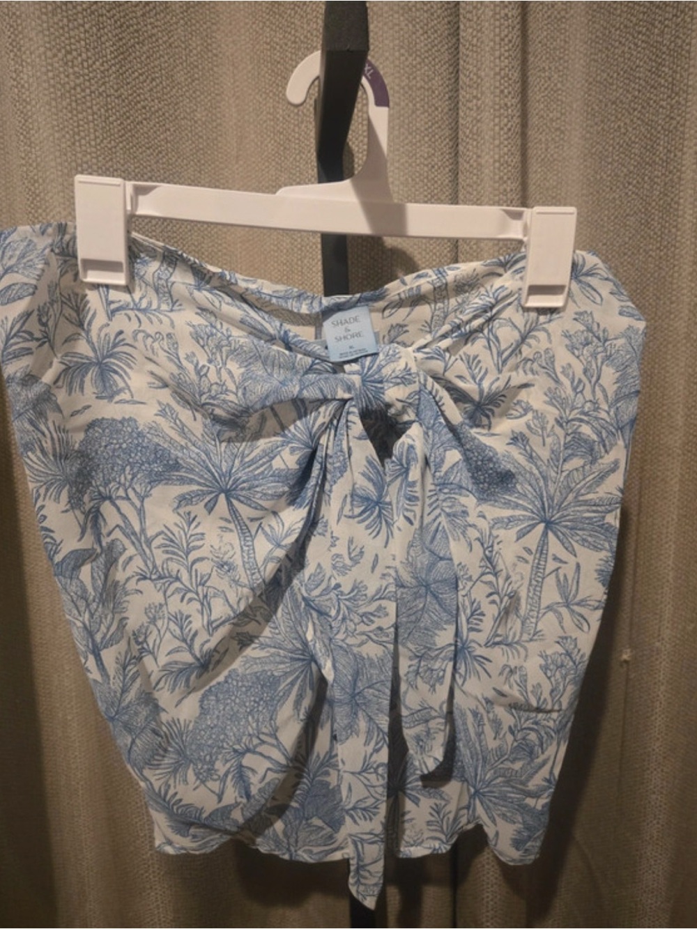 Shade & Shore White‎ and Light Blue Toile Tie-Front Cover Up - L